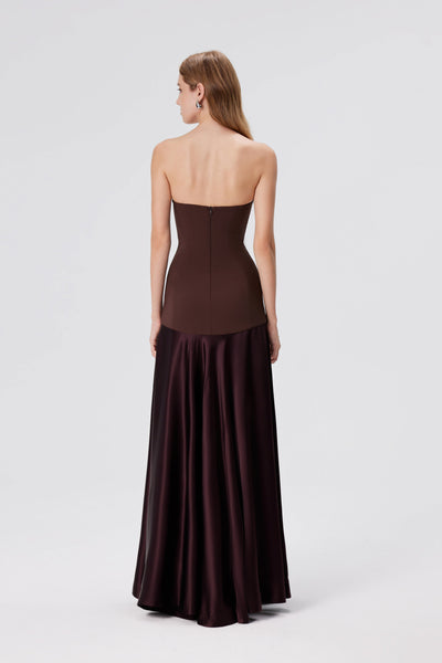 LUNARIA™ | Sukienka Elegancji Konturu